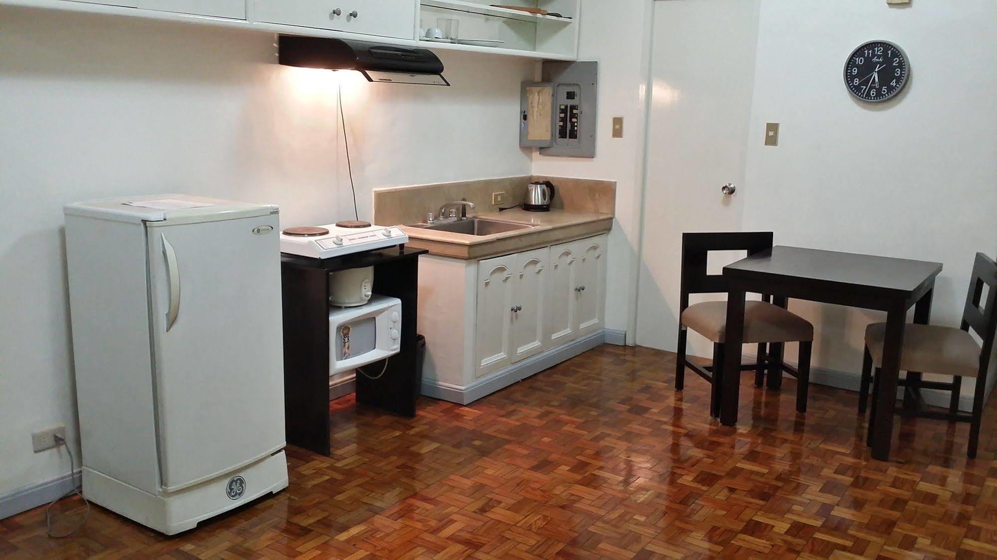 Perla Mansion Hotel Makati City Ngoại thất bức ảnh
