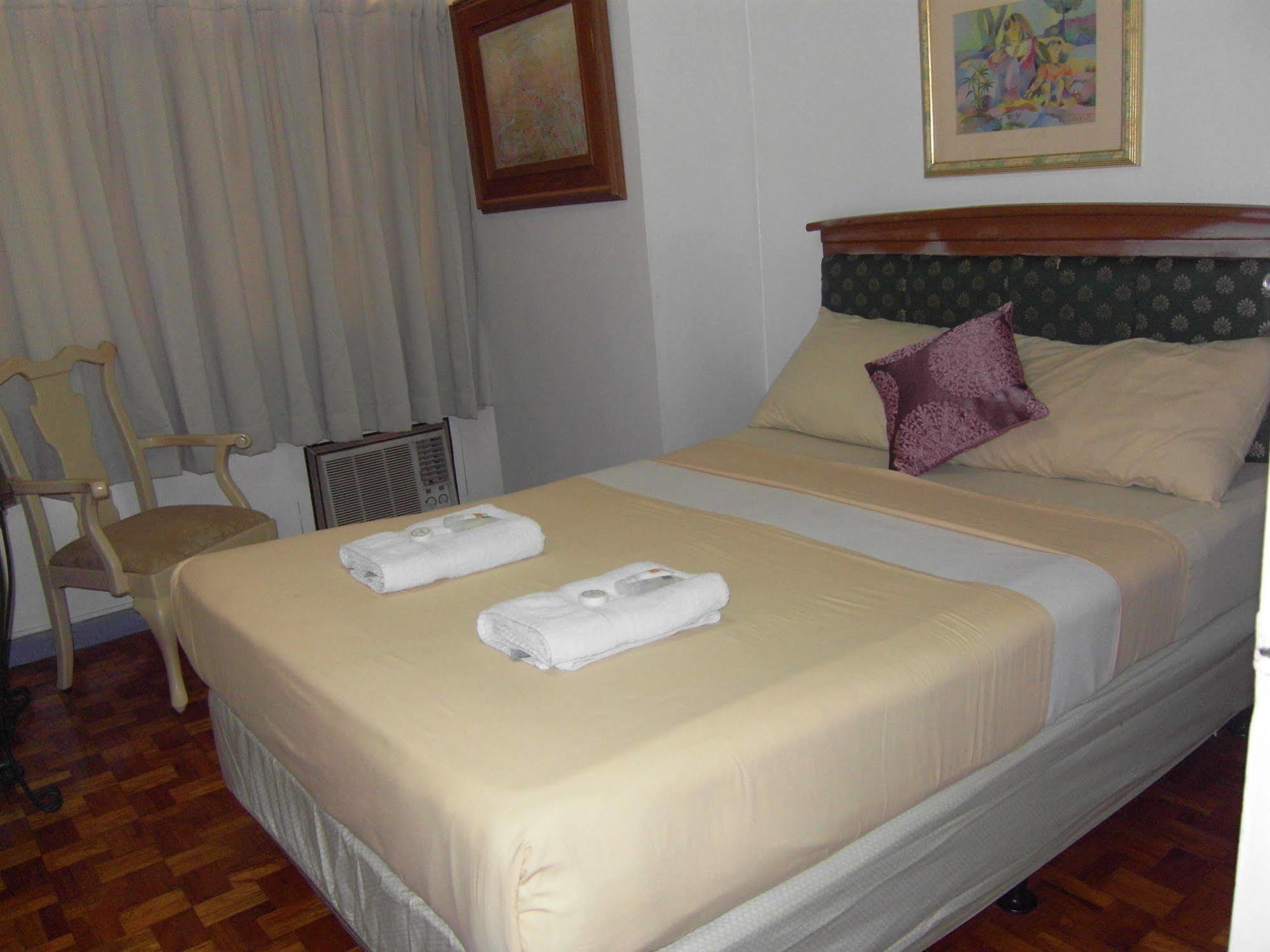 Perla Mansion Hotel Makati City Ngoại thất bức ảnh