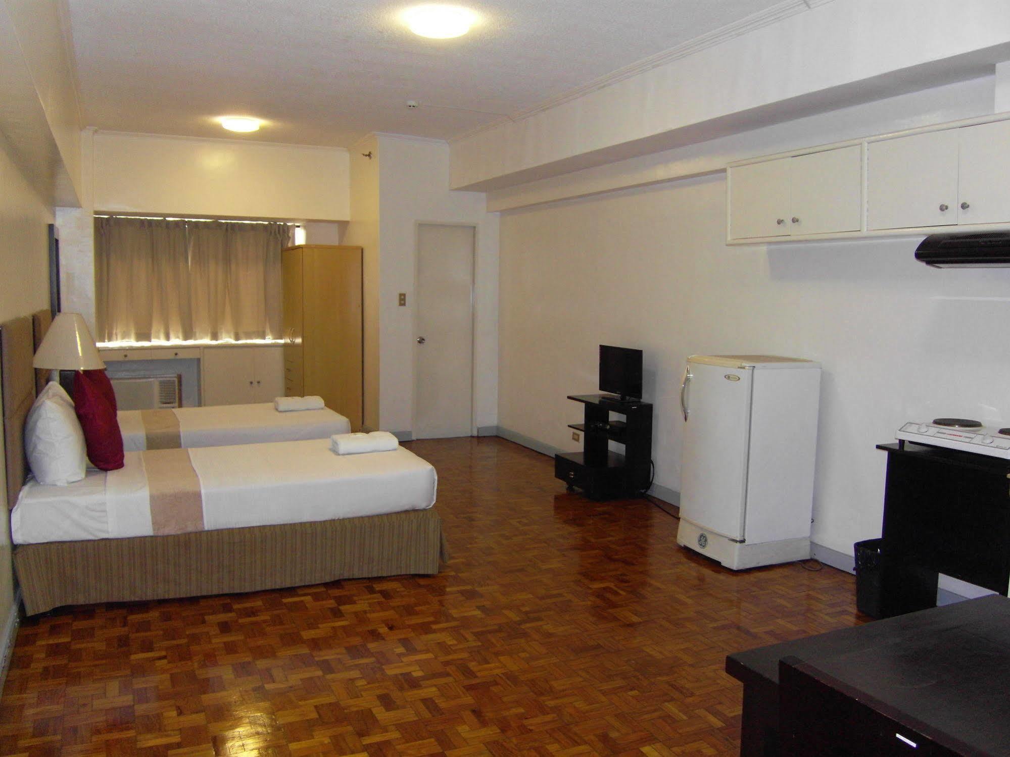 Perla Mansion Hotel Makati City Ngoại thất bức ảnh