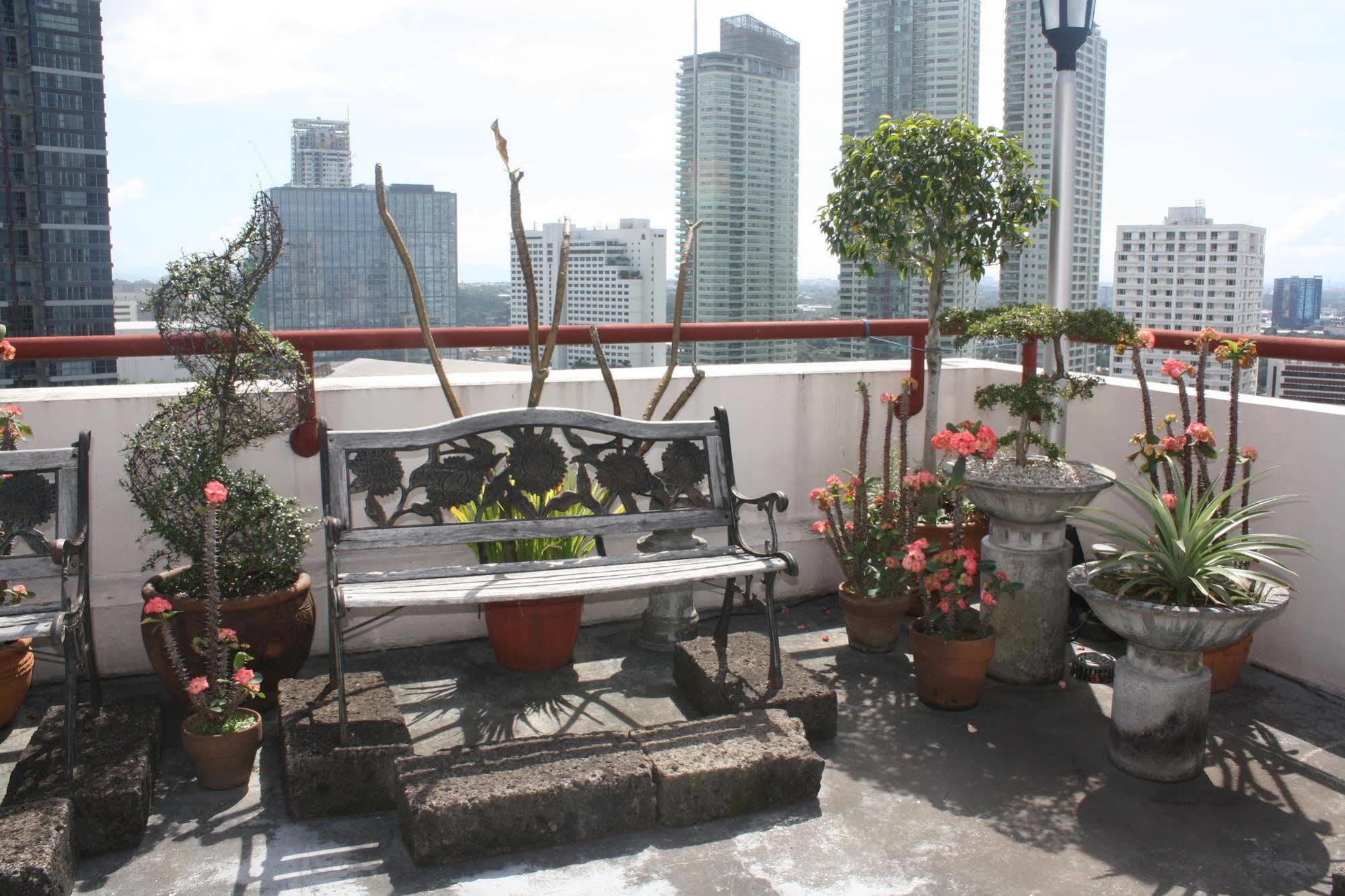 Perla Mansion Hotel Makati City Ngoại thất bức ảnh